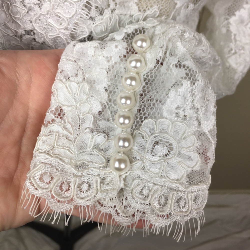 White Lace Wedding Jacket Cover 10 with Pearls - Picture 5 of 8